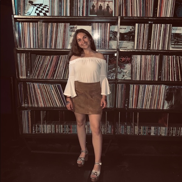 Meet your Posher, Olivia - Picture 6 of 13